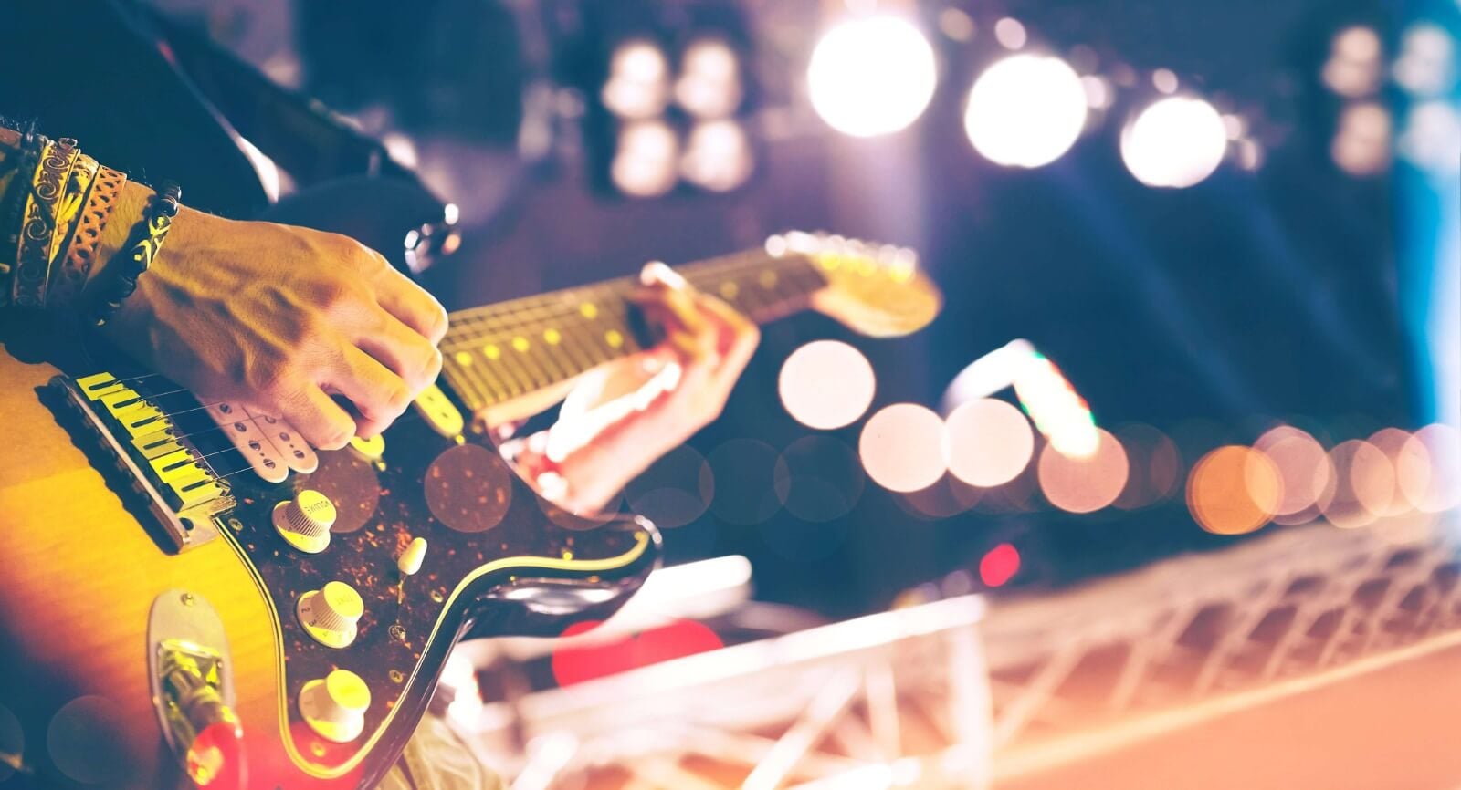 Top Tips to becoming a better guitarist