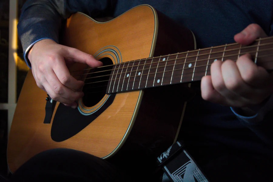 How to Restring an Acoustic Guitar?