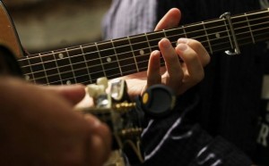 beginner guitar lessons london
