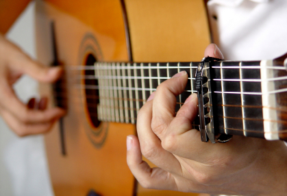 Acoustic Guitar Lessons London - Acoustic Guitar Teacher - Acoustic Guitar London