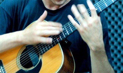 Fingerstyle in London - Folk Fingerstyle - Fingerstyle Guitar Lessons - Acoustic London