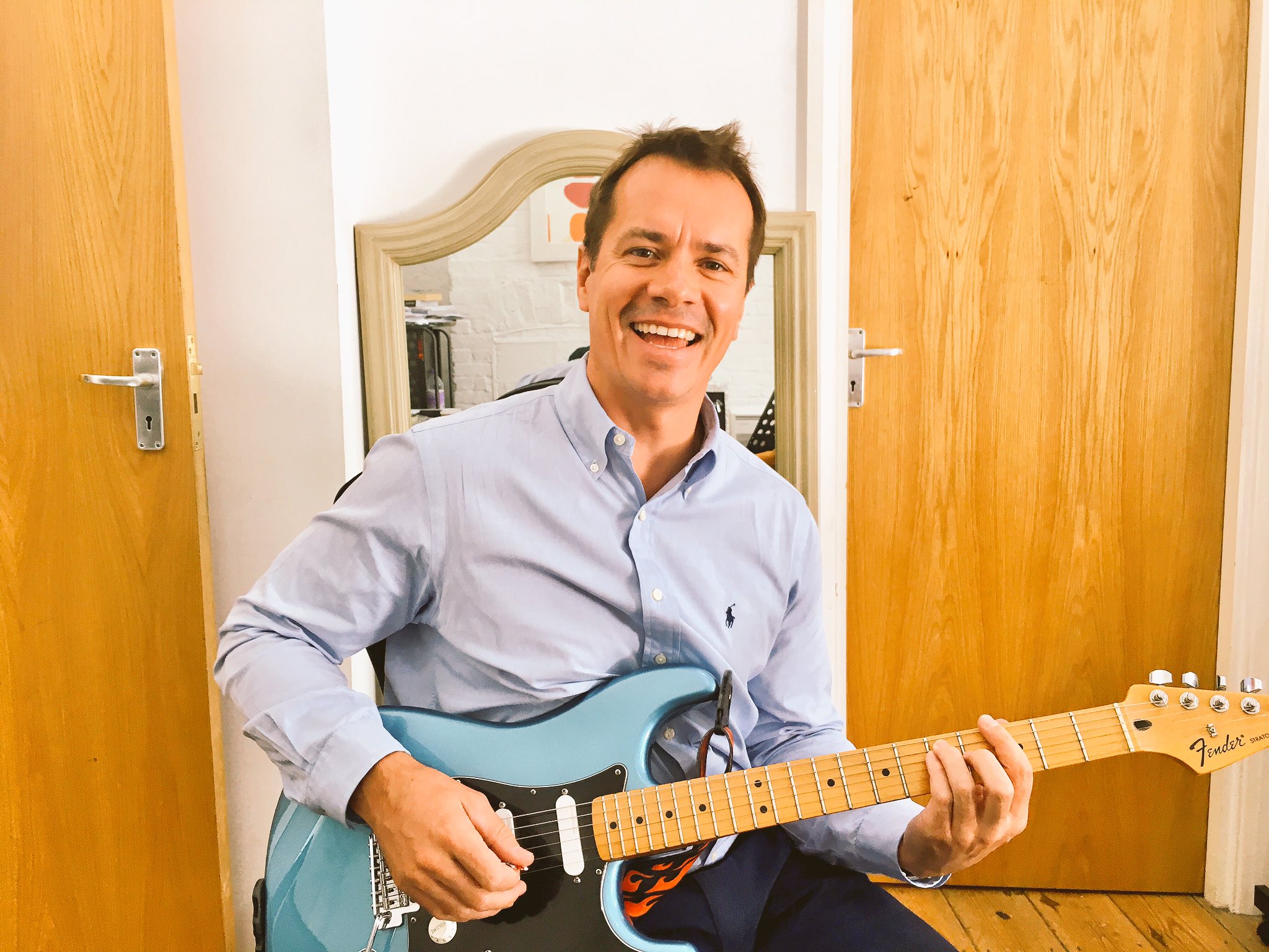 Guitar Lessons Golders Green