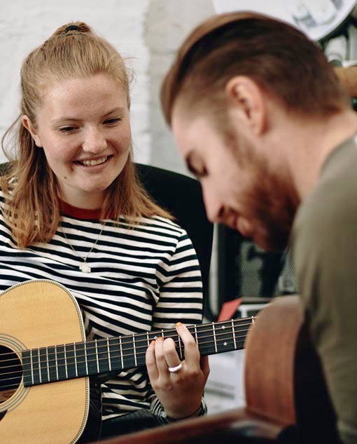 Guitar lessons Rickmansworth Guitar Tuition Rickmansworth Guitar Lessons in Chorleywood Rickmansworth